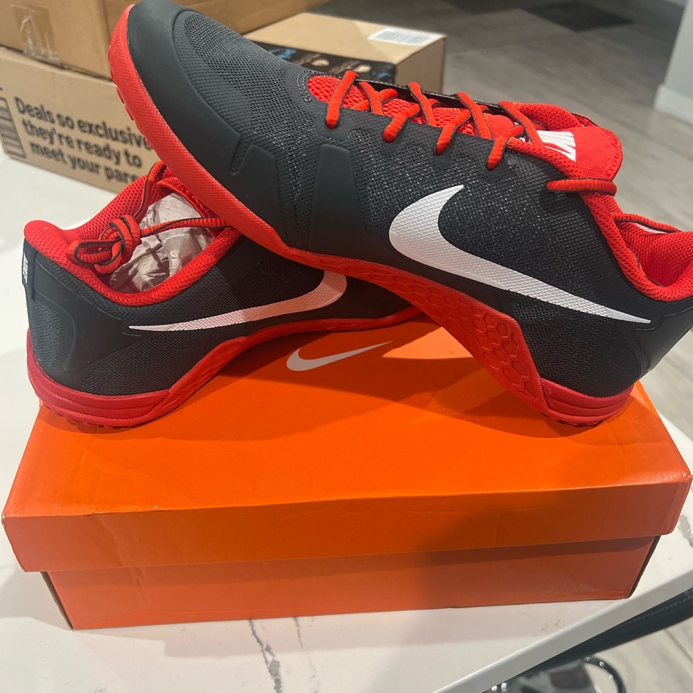 Nike Lunar Ultimate Bred running shoe